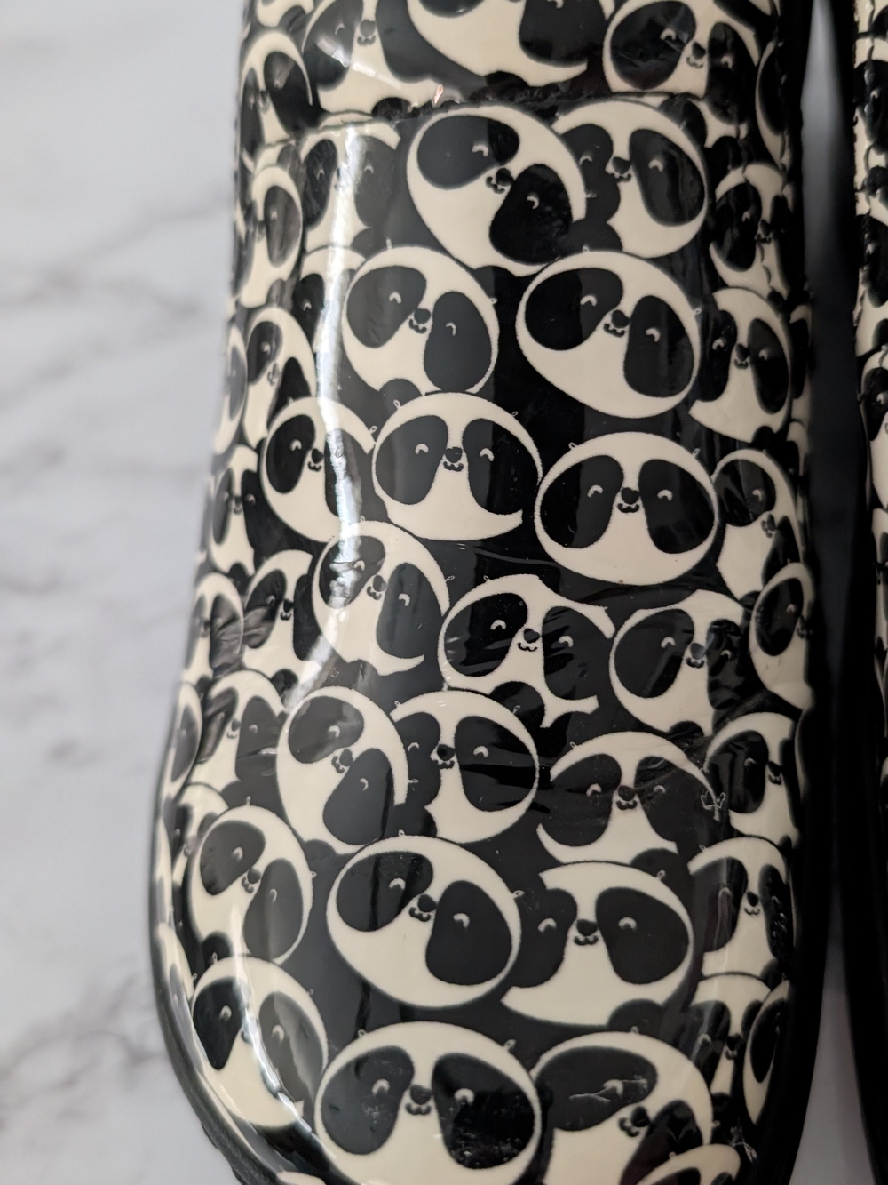 Klogs Footwear Black & White Panda Print Women's Slip Ons Size 6